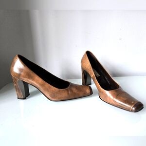 ARNOLD CHURGIN brown leather square toe heels. Size 8.5